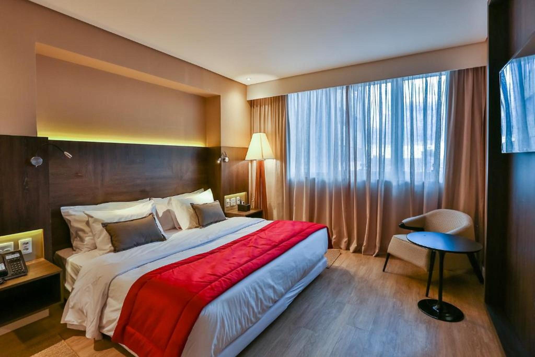 Hotel Clarion Goiânia Orion Extérieur photo A room at the hotel