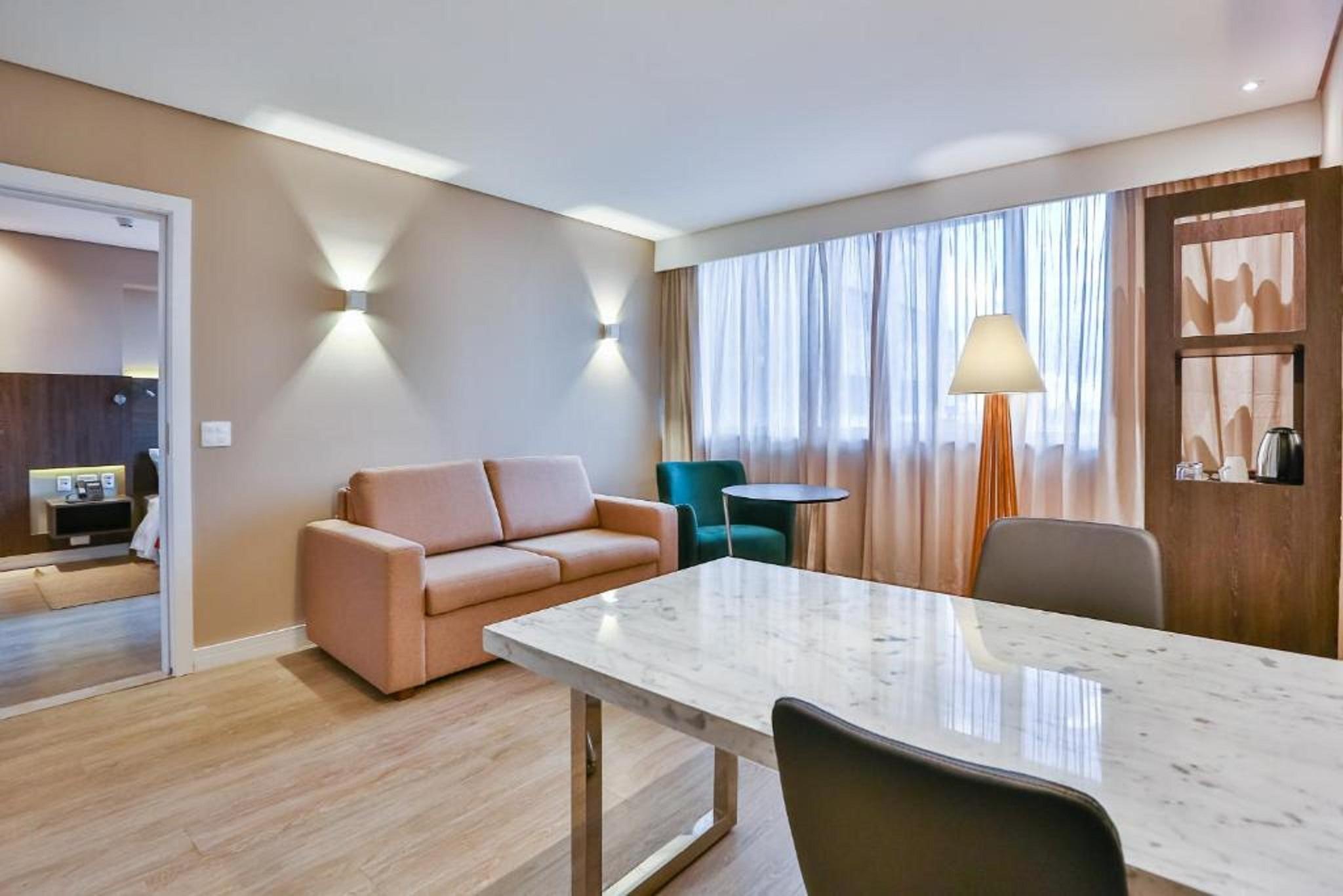 Hotel Clarion Goiânia Orion Extérieur photo Suite