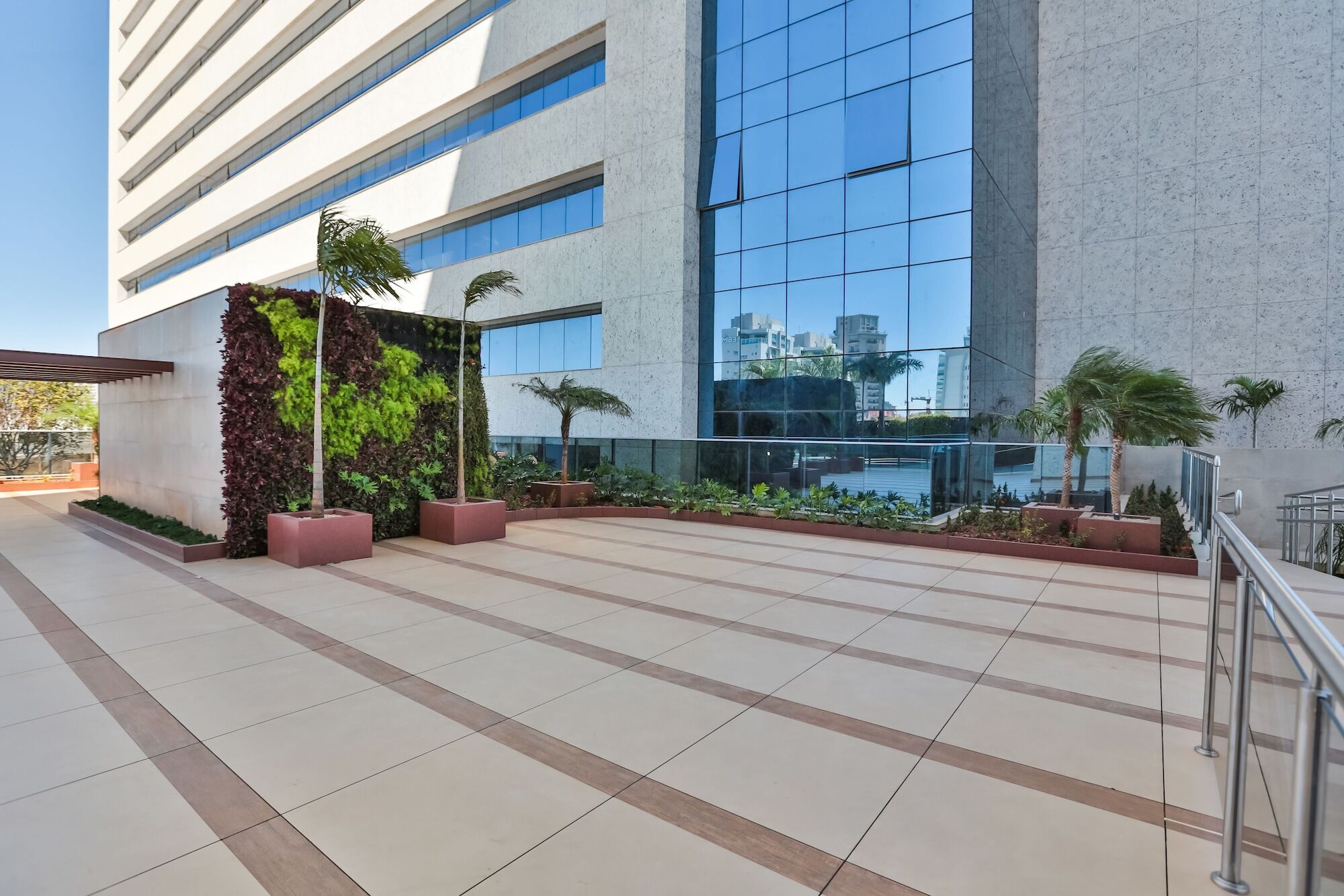 Hotel Clarion Goiânia Orion Extérieur photo The rooftop of the hotel