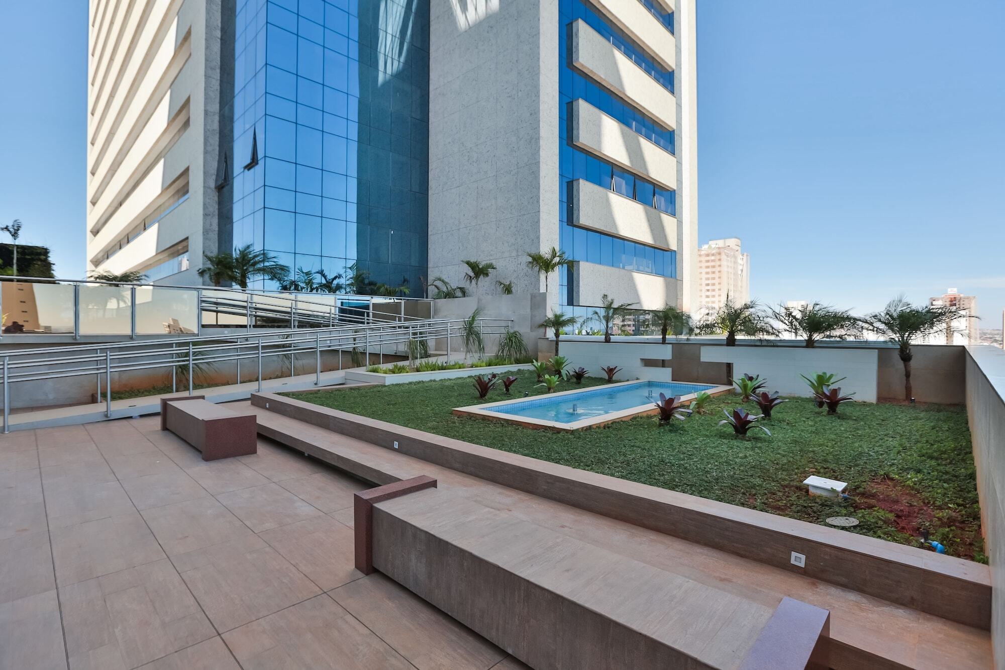 Hotel Clarion Goiânia Orion Extérieur photo The rooftop garden